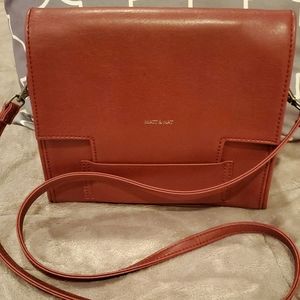 MATT & NAT GORGEOUS vegan CrossBody.